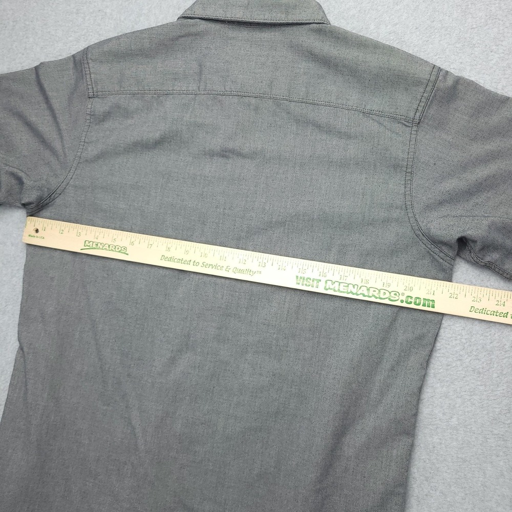 Mountain Hardwear Shirt Mens M Gray Chambray Short Sleeve Button‎ Up Casual Top - Picture 8 of 9